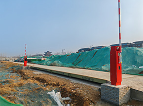 河南牧原建工-寧陵項目智能道閘一體機